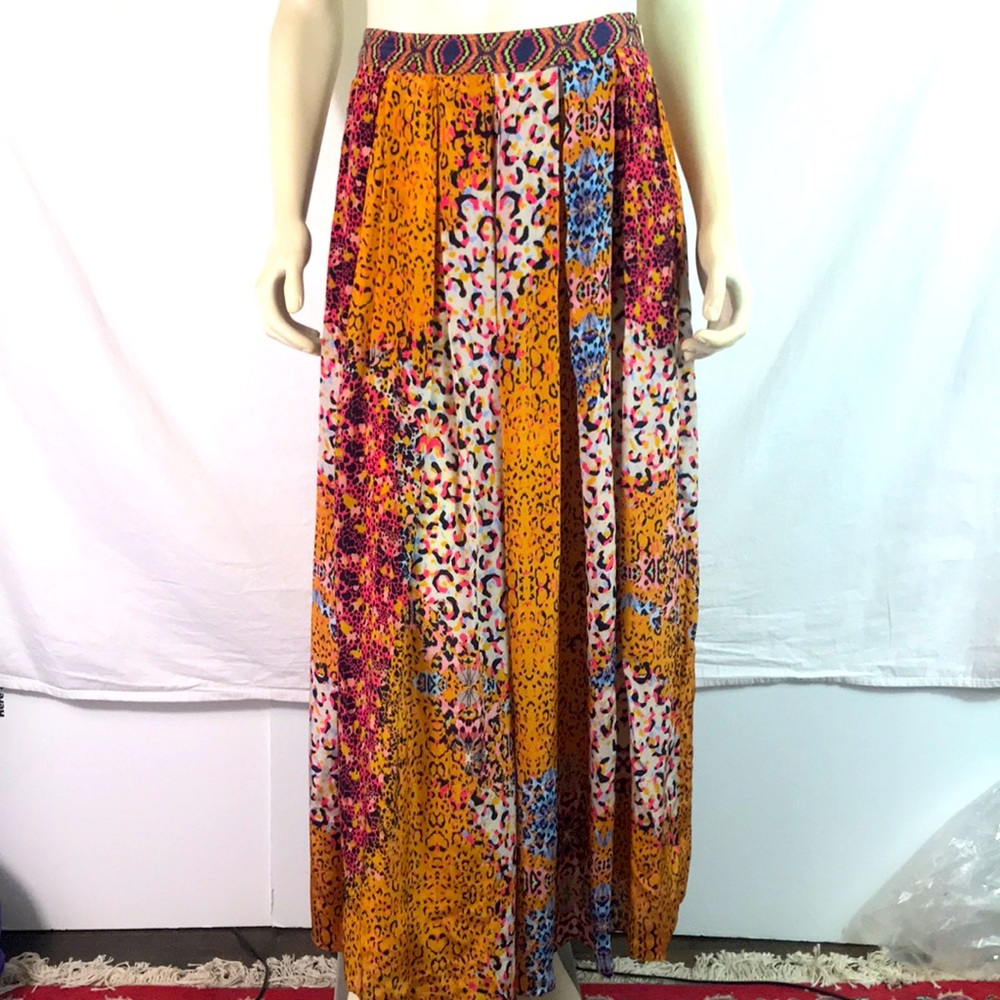 Anthropologie skirt,Bhanuni by Jyoti, size 2, NWT